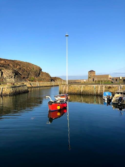 Coastal Bungalow, Sleeps 5 And Ideal For Walkers Amlwch Exterior foto